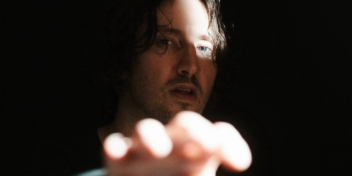 Dean Lewis zapowiada edycję deluxe albumu „The Epilogue”