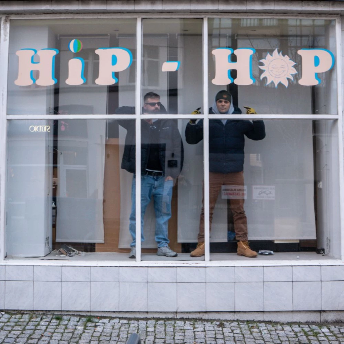 Belmondawg świętuje 99. urodziny Gdyni maxisinglem „Hip-Hop / Uchiyama”!