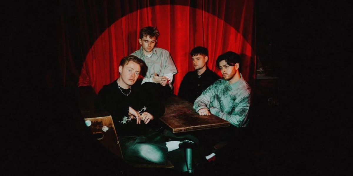 „Saké” – nowy singiel Only The Poets