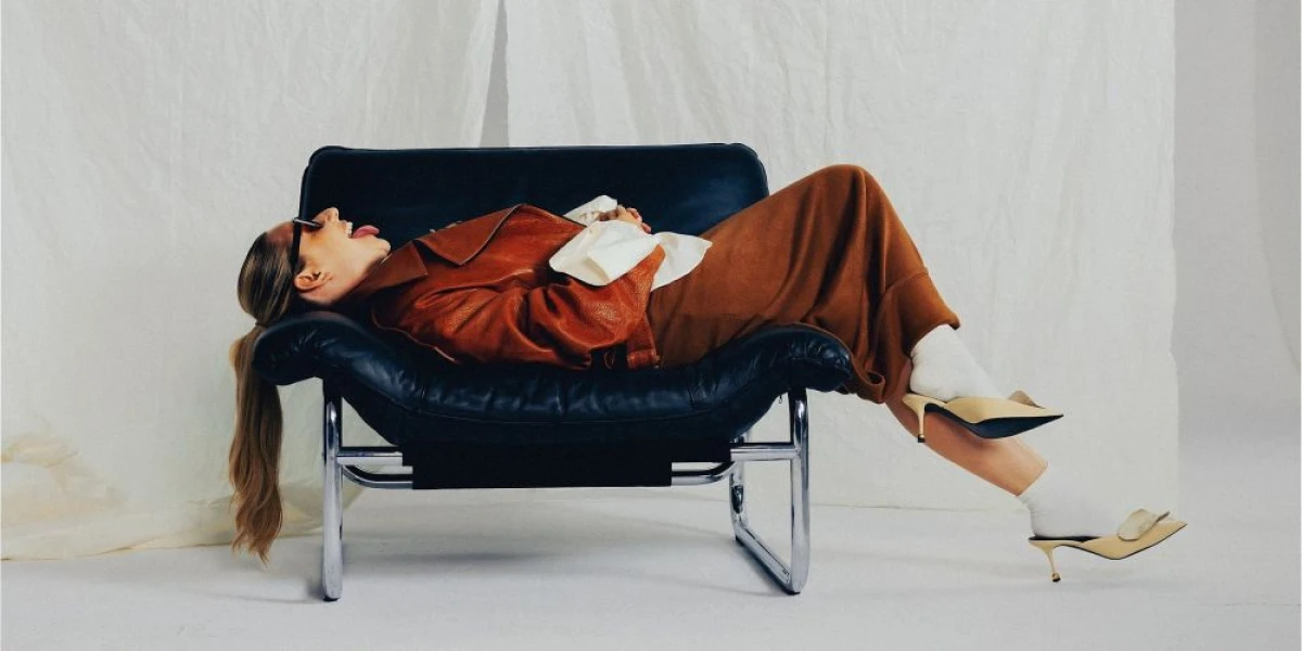 "Nie wypada" - muzyczny manifest Pauli Romy przeciwko społecznym osądom