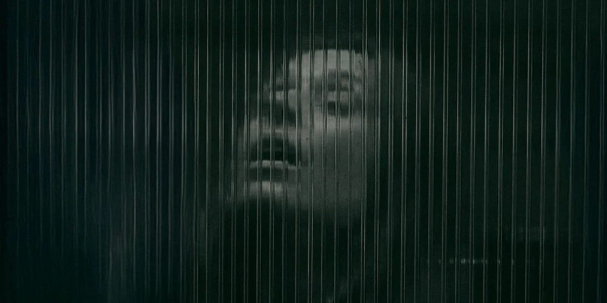 Julia Kamińska prezentuje nowy singiel "MORZE" – poetycką podróż na granicy światów