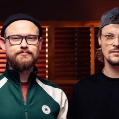 Błażej Król kolejnym gościem DrySkulla na jego pierwszym albumie producenckim! Singiel „Pluszowe kagańce” już dostępny