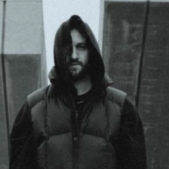 „BRUTALIZM” - surowa estetyka i dźwiękowa architektura według INDEBa