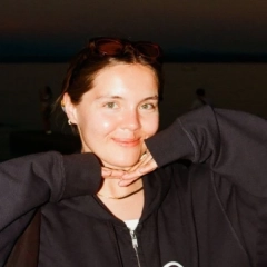 Dominika Płonka "sama ze sobą" zapowiada "Halina EP"