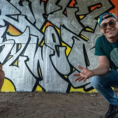 Rufuz i ekipa z Warszawy i Trójmiasta łączą siły w letnim bangerze „Fiesta Freestyle”